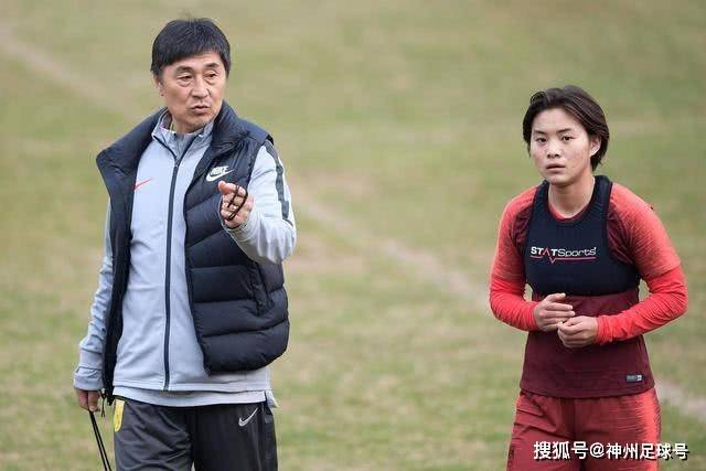 穆里尼奥重提切尔西队医事件：医疗干预不分性别，愤怒时会发泄